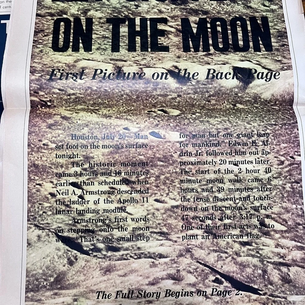 Touchdown On The Moon LIFE MAGAZINE TV GUIDE‎ Apollo 11 Special - 1969